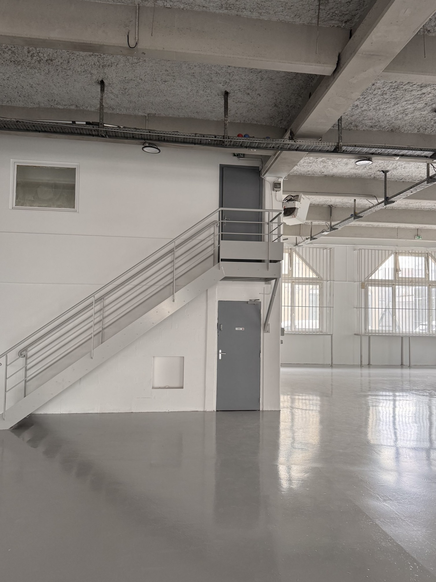 Local d'activité — remise en état